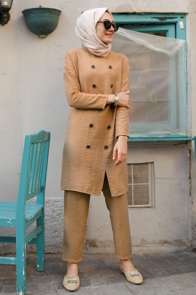 Norano Camel Suit