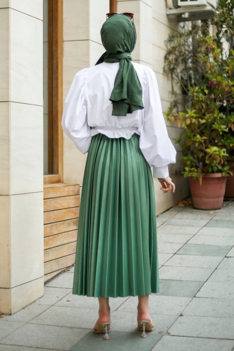 Linya Grass Green Skirt