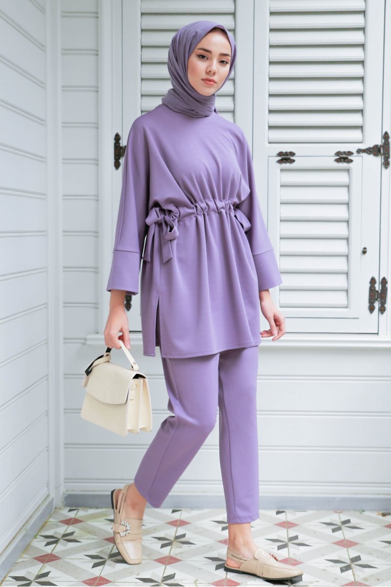Avinga Lilac Suit