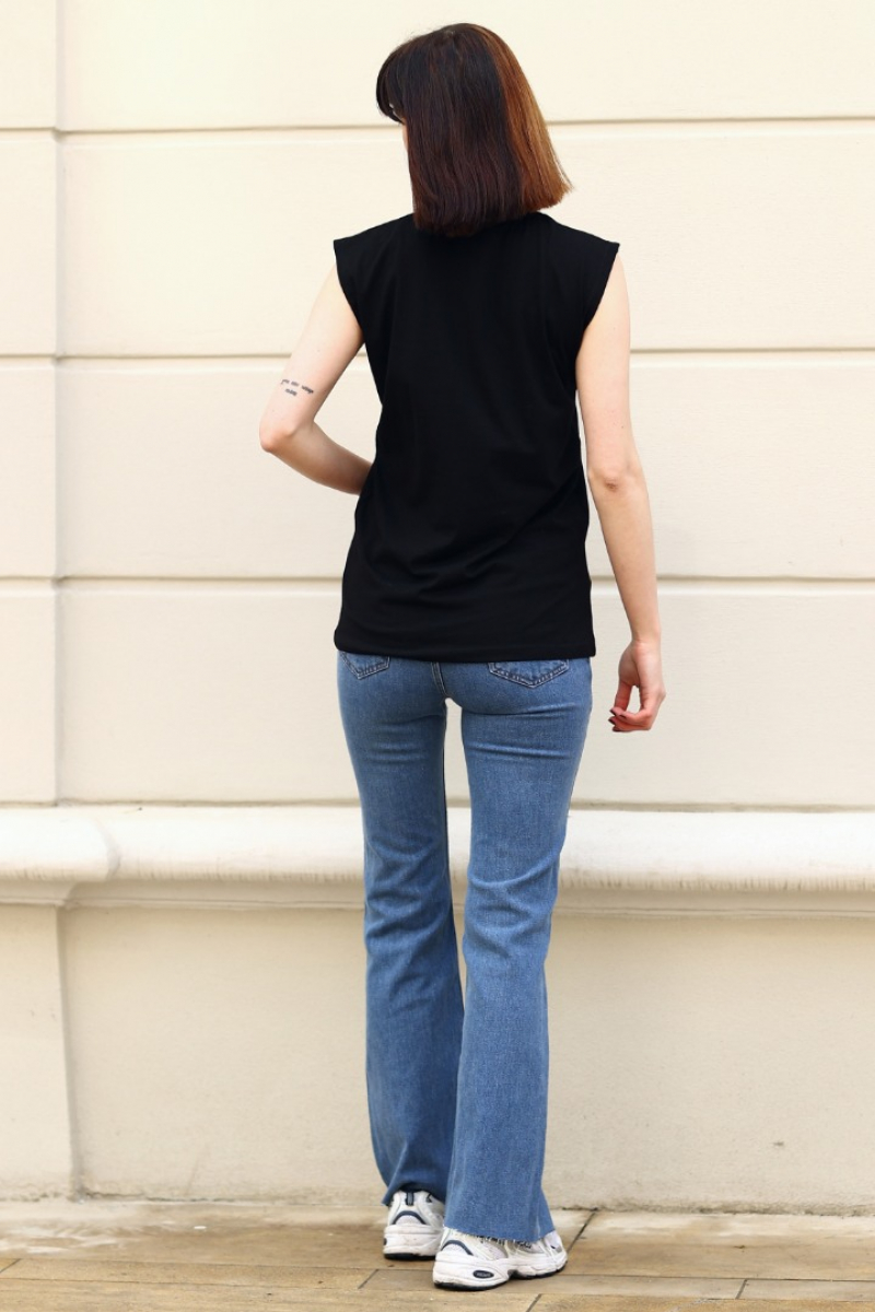 Suny Black T-Shirt
