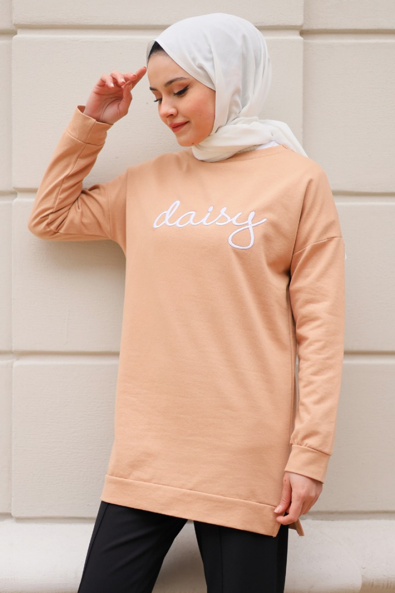 Daisy Camel Sweatshirt