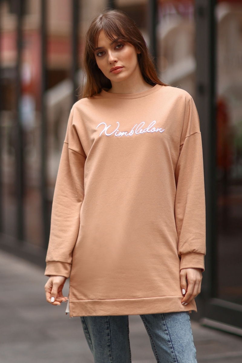 Winbledon Camel Sweatshirt