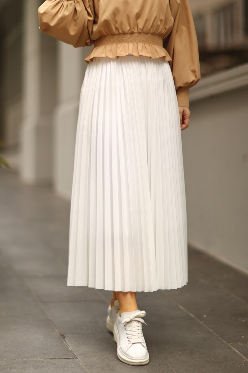 Razer White Skirt