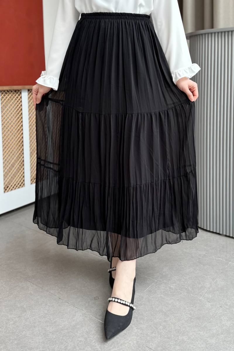 Nefel Black Skirt