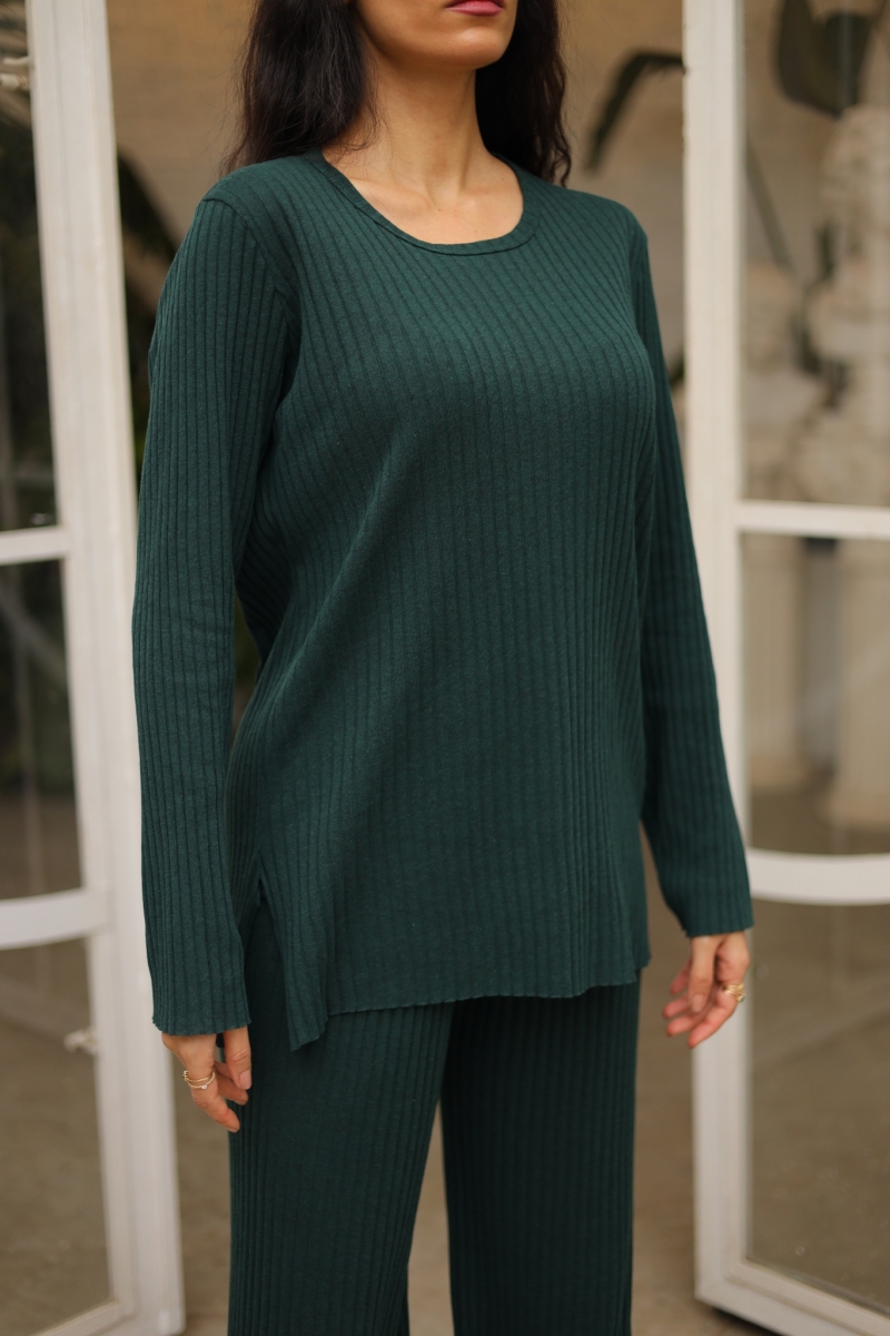 Adelya Zümrüt Takım