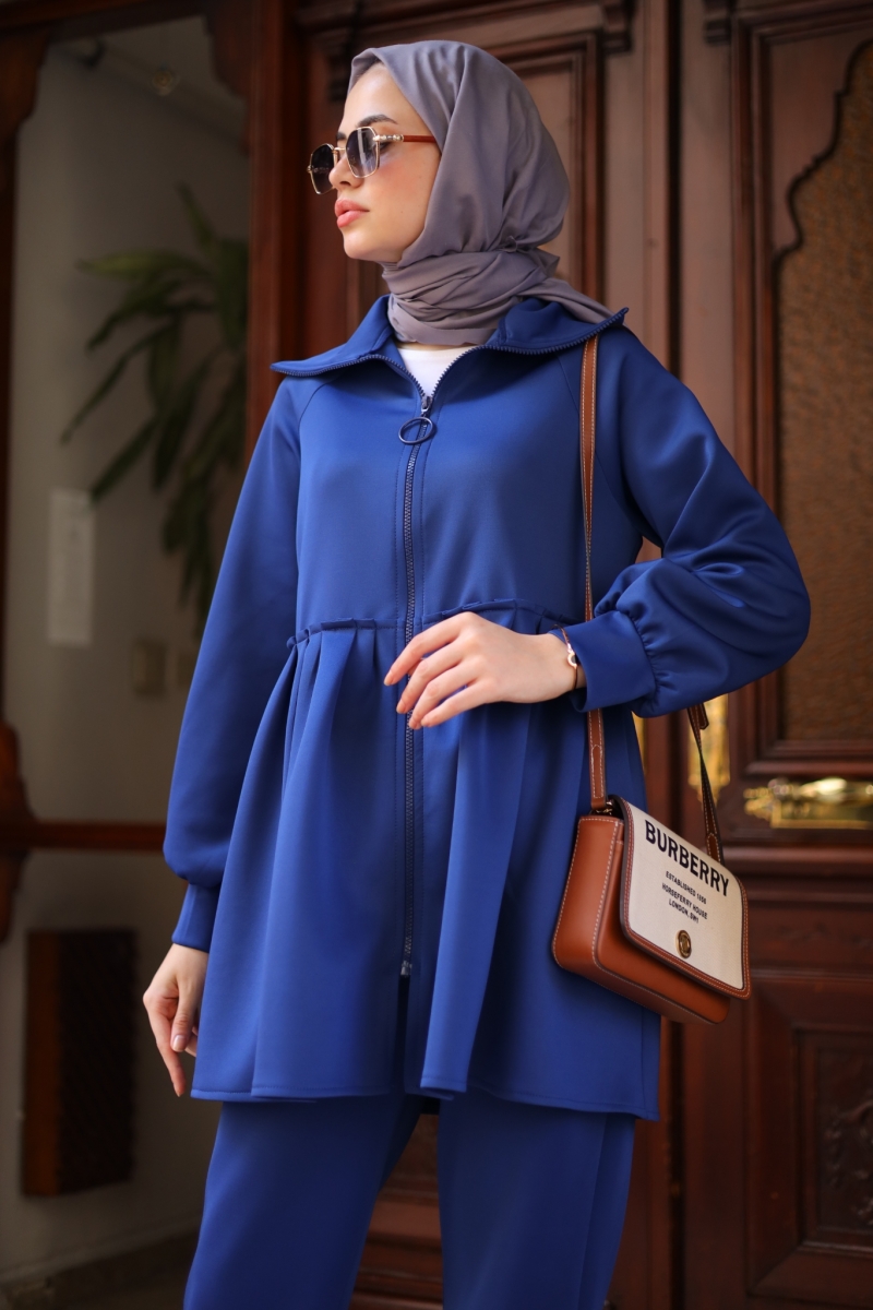 Aleso Saks Mavisi Takım