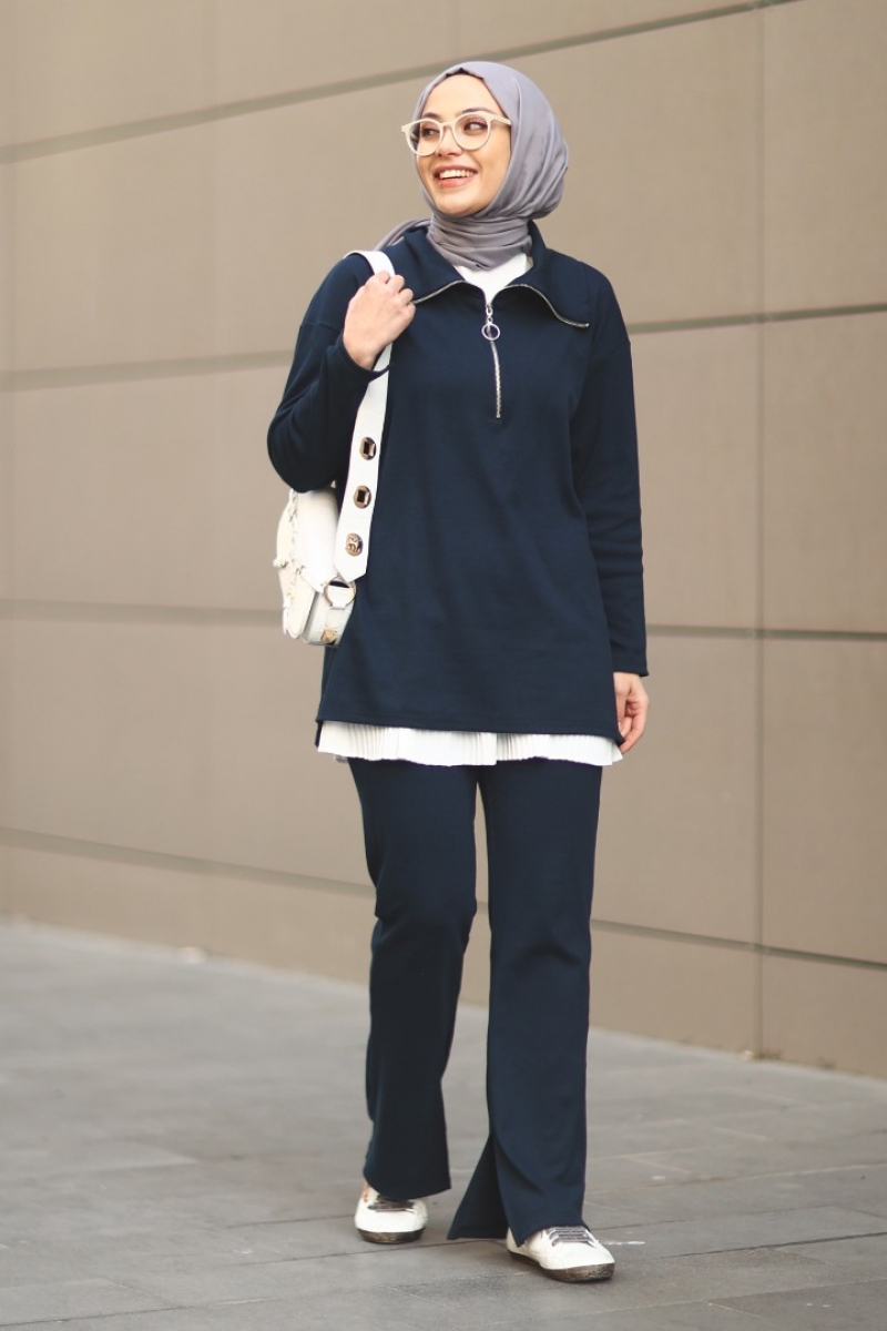 Alia Lacivert Takım