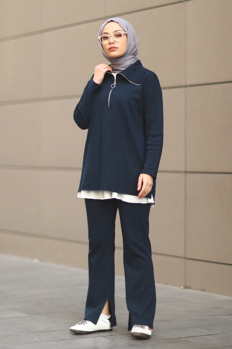 Alia Lacivert Takım