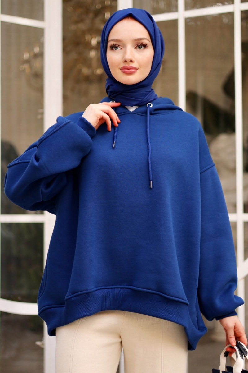 Anfisa Saks Mavisi Sweat