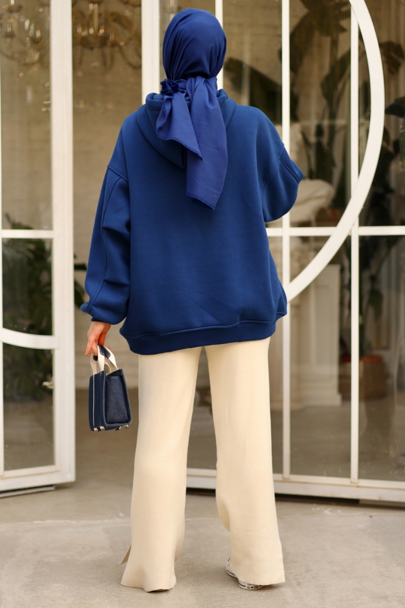 Anfisa Saks Mavisi Sweat