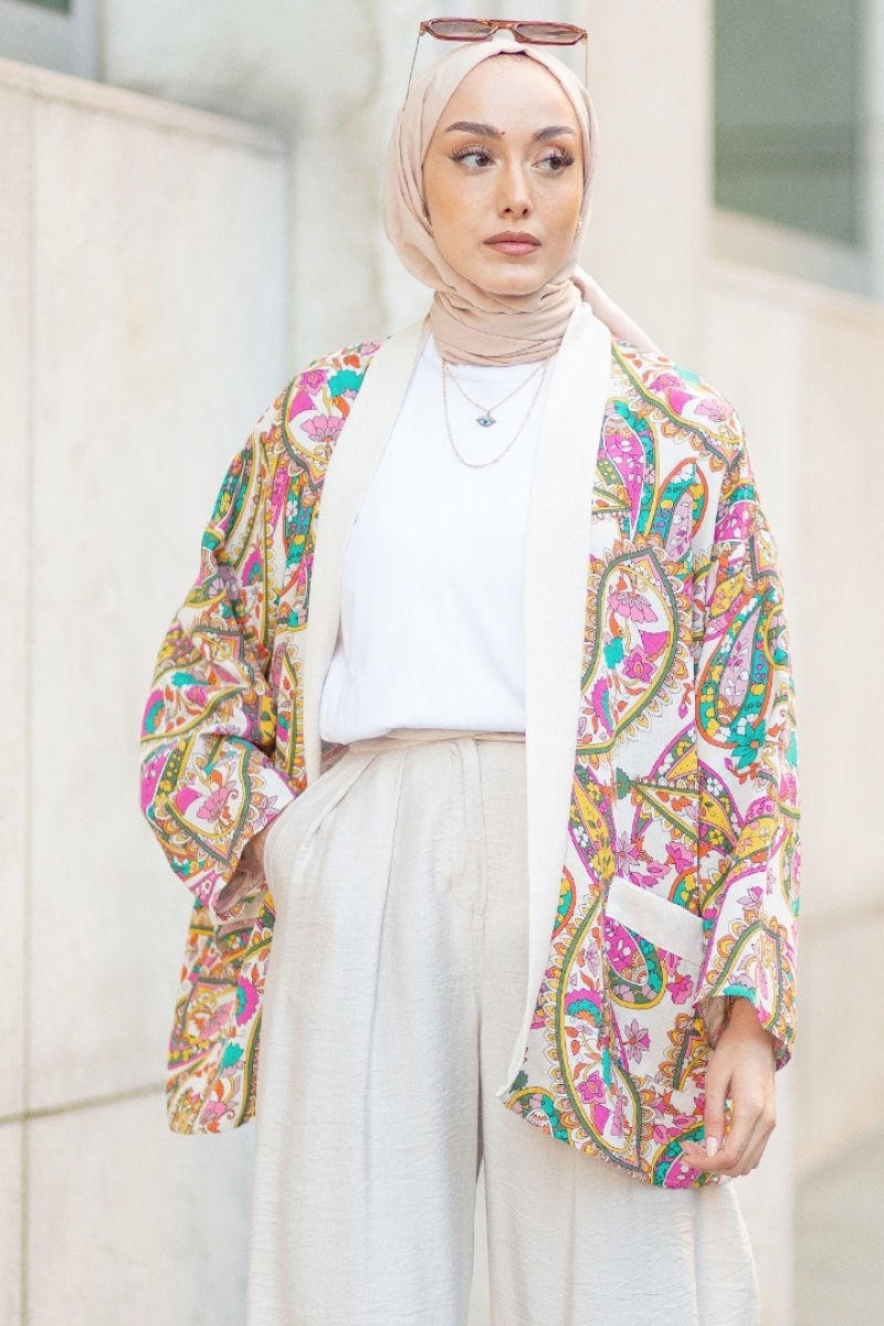 Angela Pembe Kimono