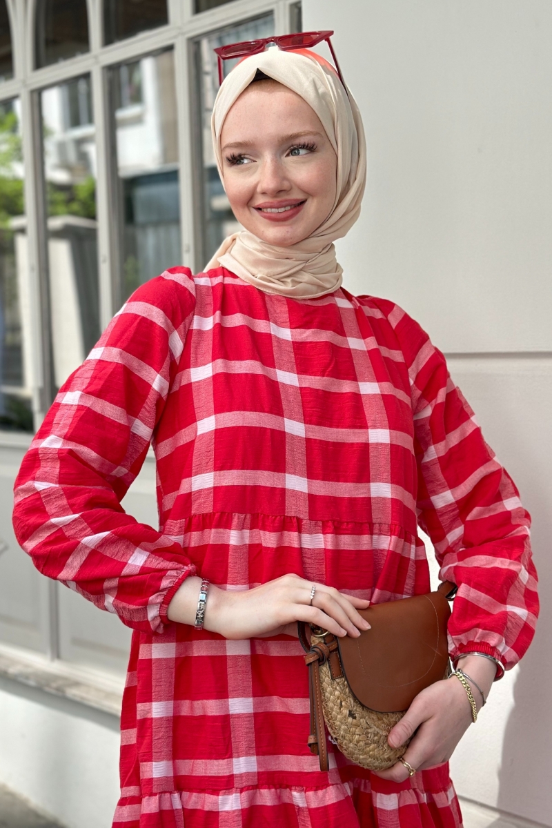 Aselya Kırmızı Elbise