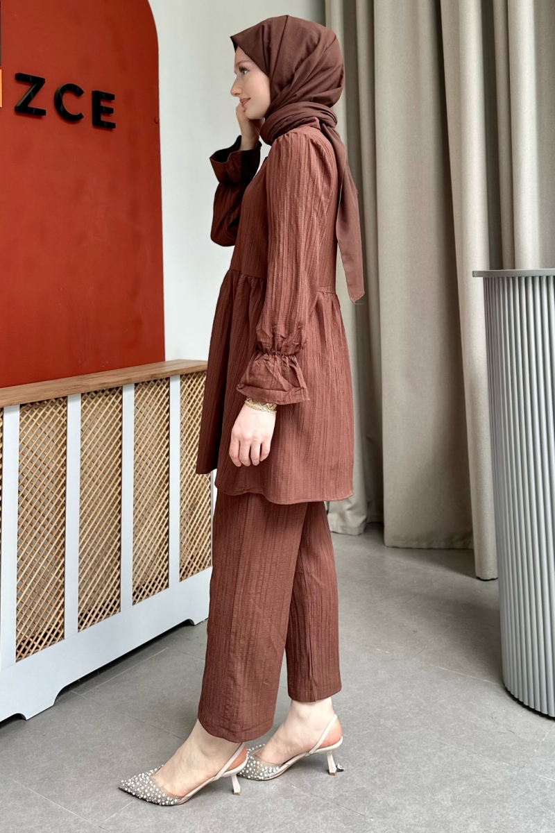 Asta Kahverengi Takım