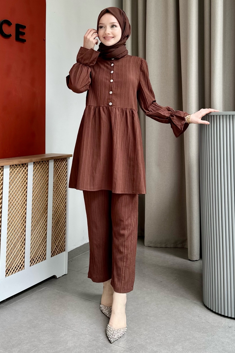 Asta Kahverengi Takım