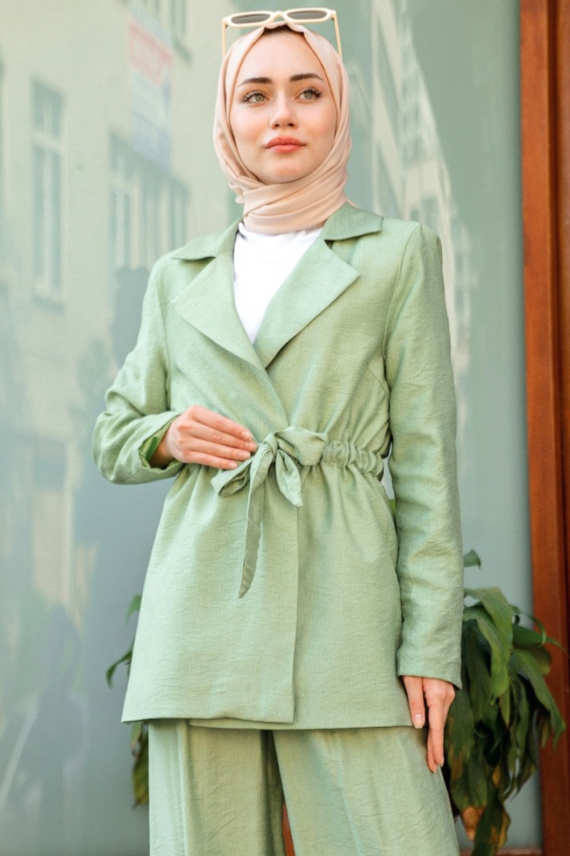 Balde Yeşil Ceket