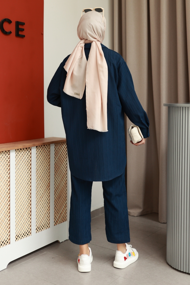 Basil Lacivert Takım