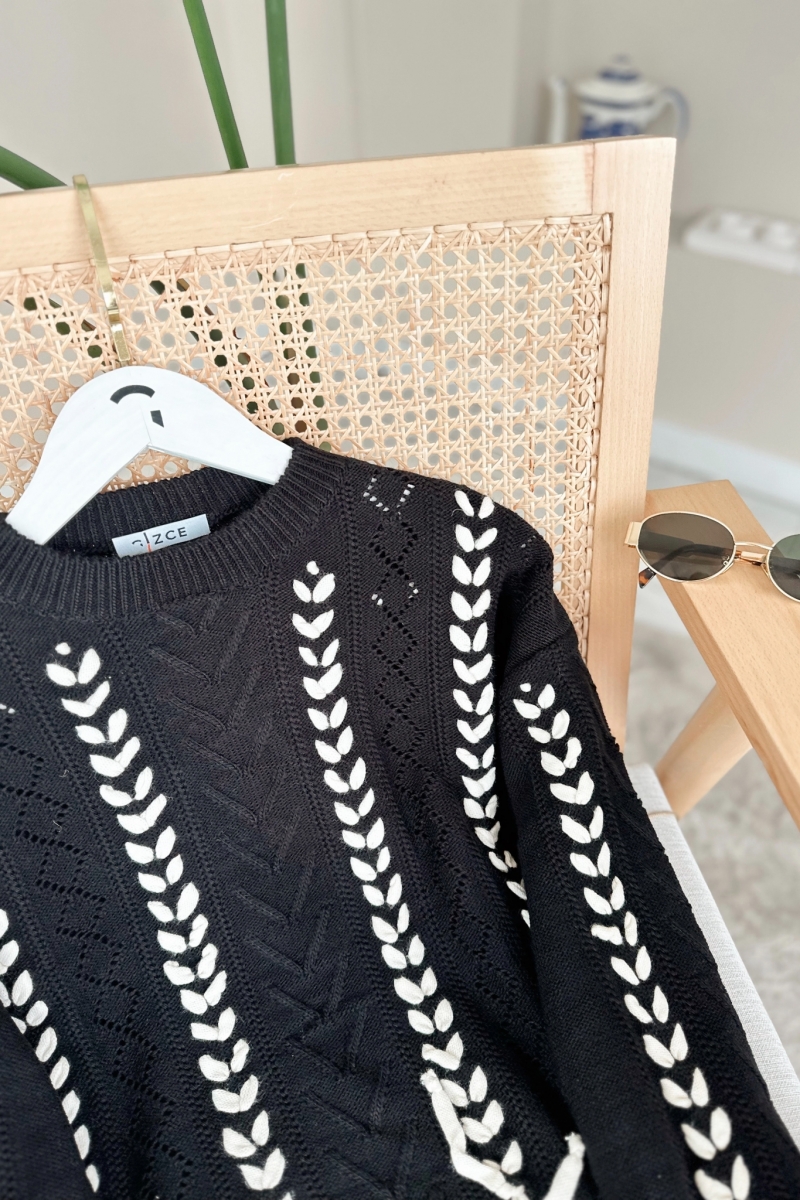 Bellam Siyah Triko Kazak