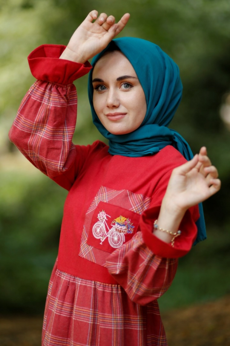 Birte Kırmızı Elbise