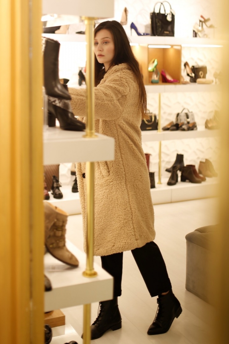 Curly Bej Pelüş Kaban