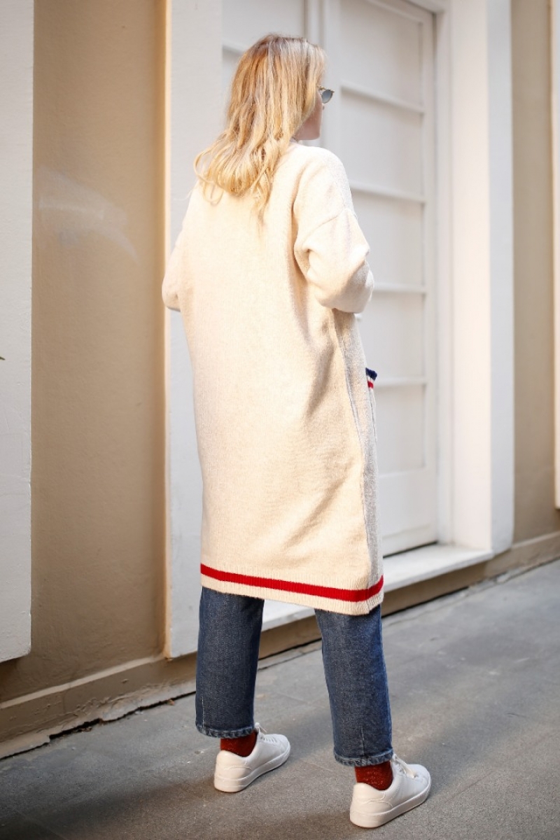 Daries Beyaz Triko Hırka