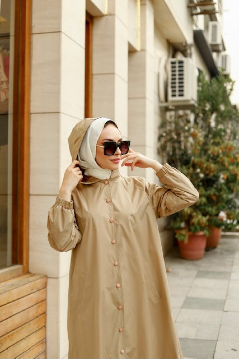 Dijon Bej Yağmurluk