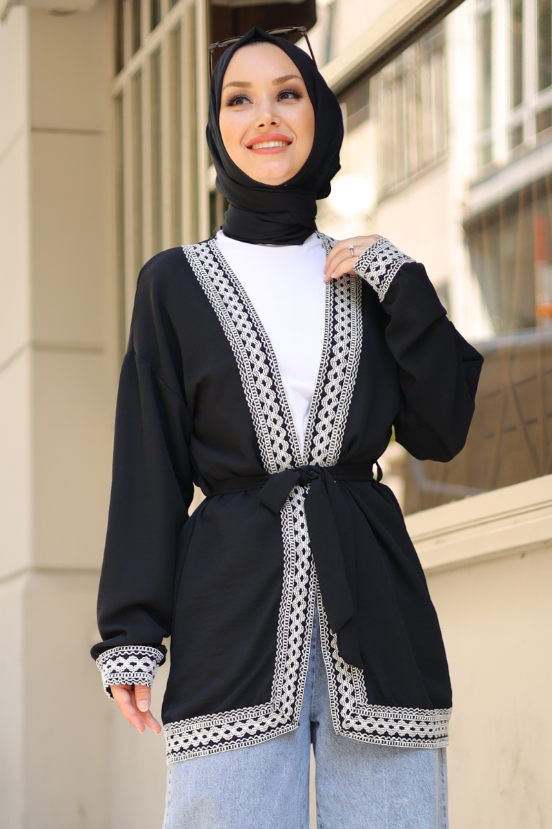 Elin Siyah Kimono