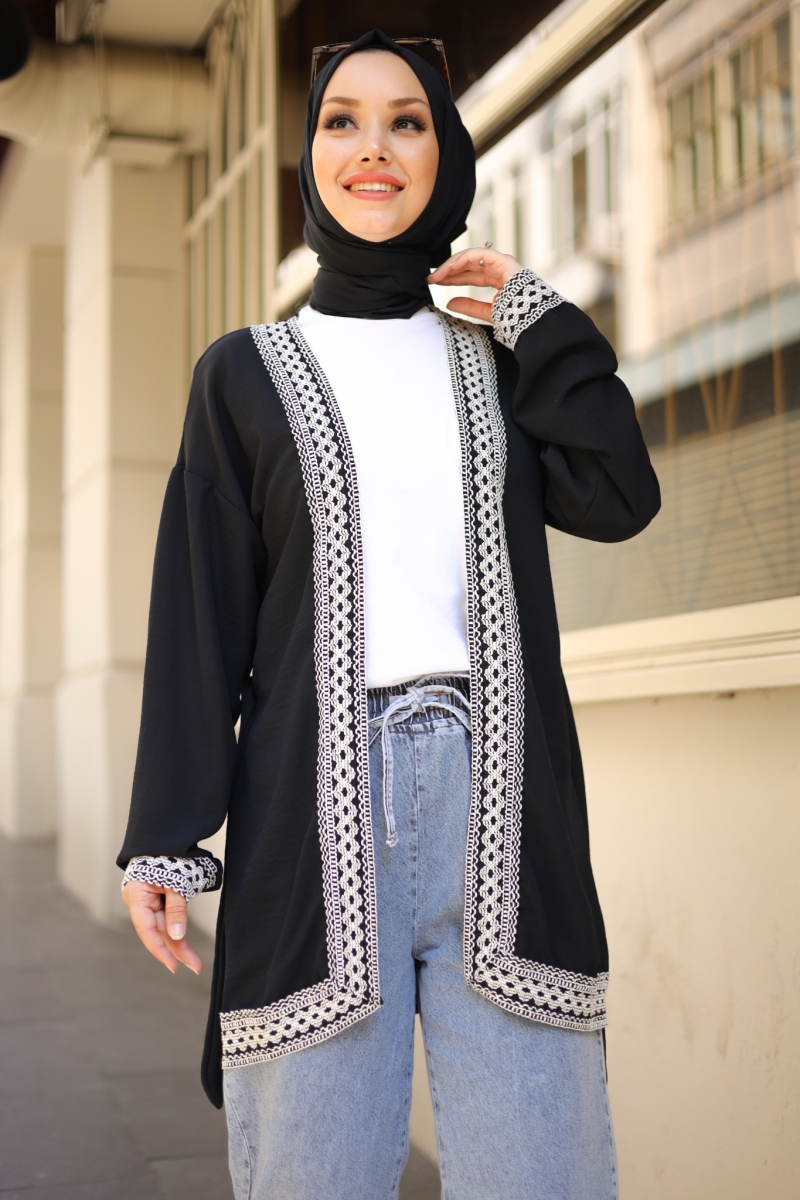 Elin Siyah Kimono