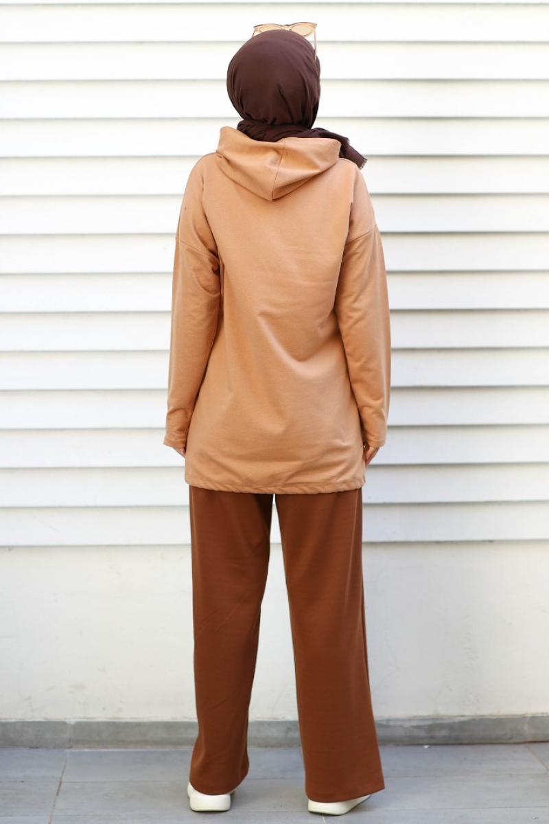 Everlast Camel Sweat