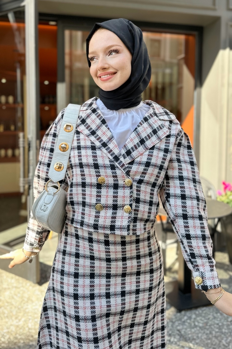 Ezel Ekru Ceketli Takım