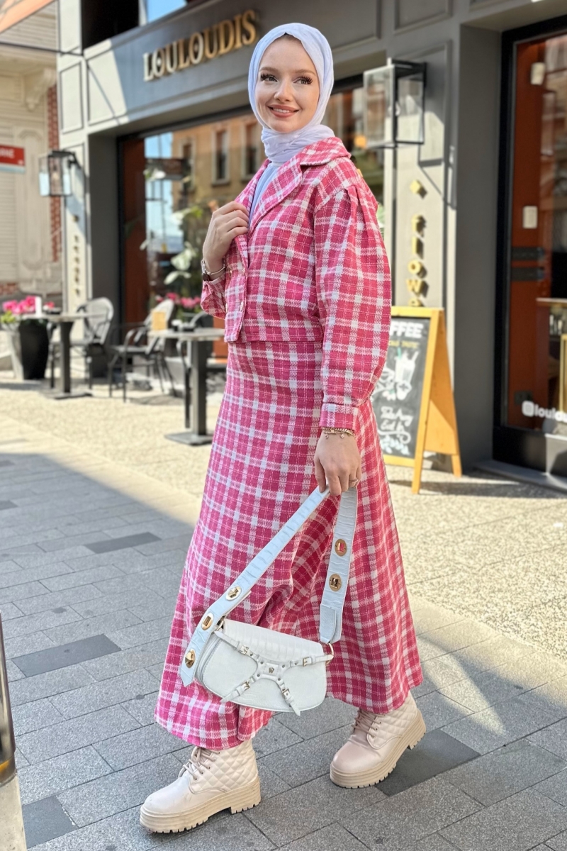 Ezel Pembe Ceketli Takım