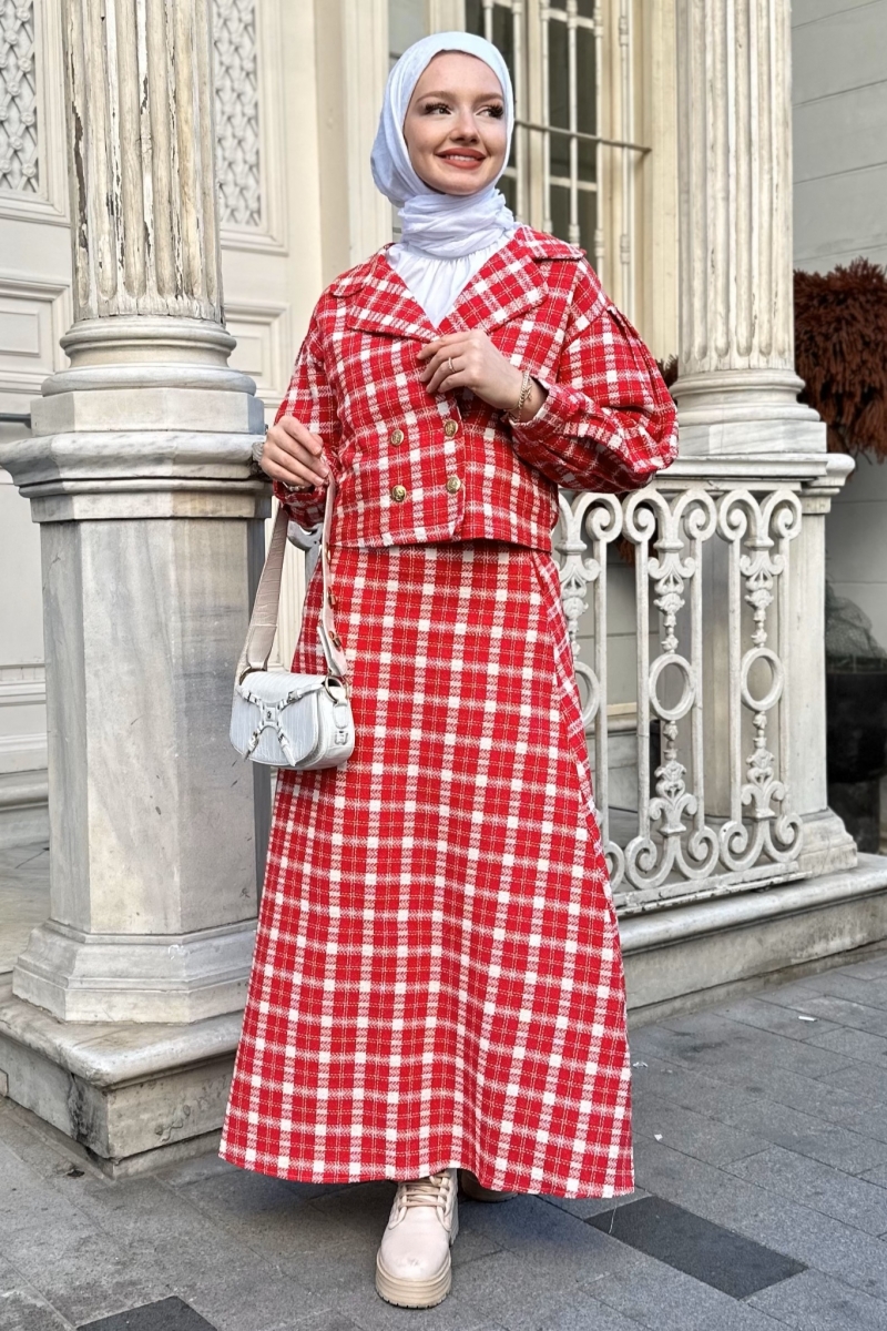 Ezel Kırmızı Ceketli Takım