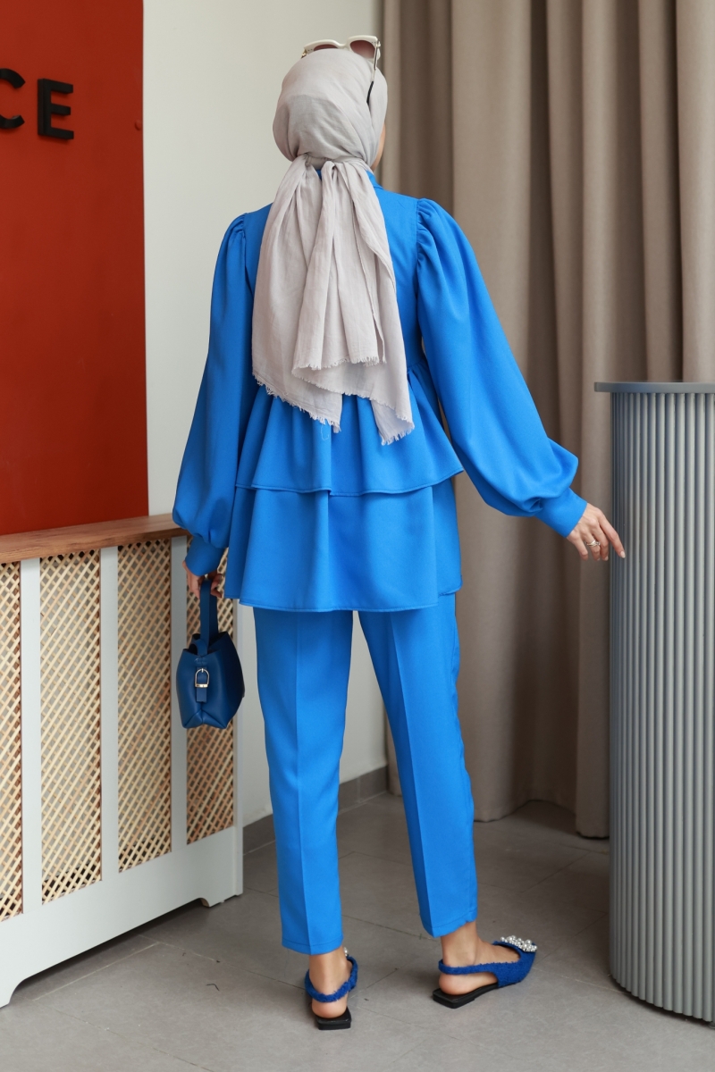 Gabi Saks Mavisi Takım