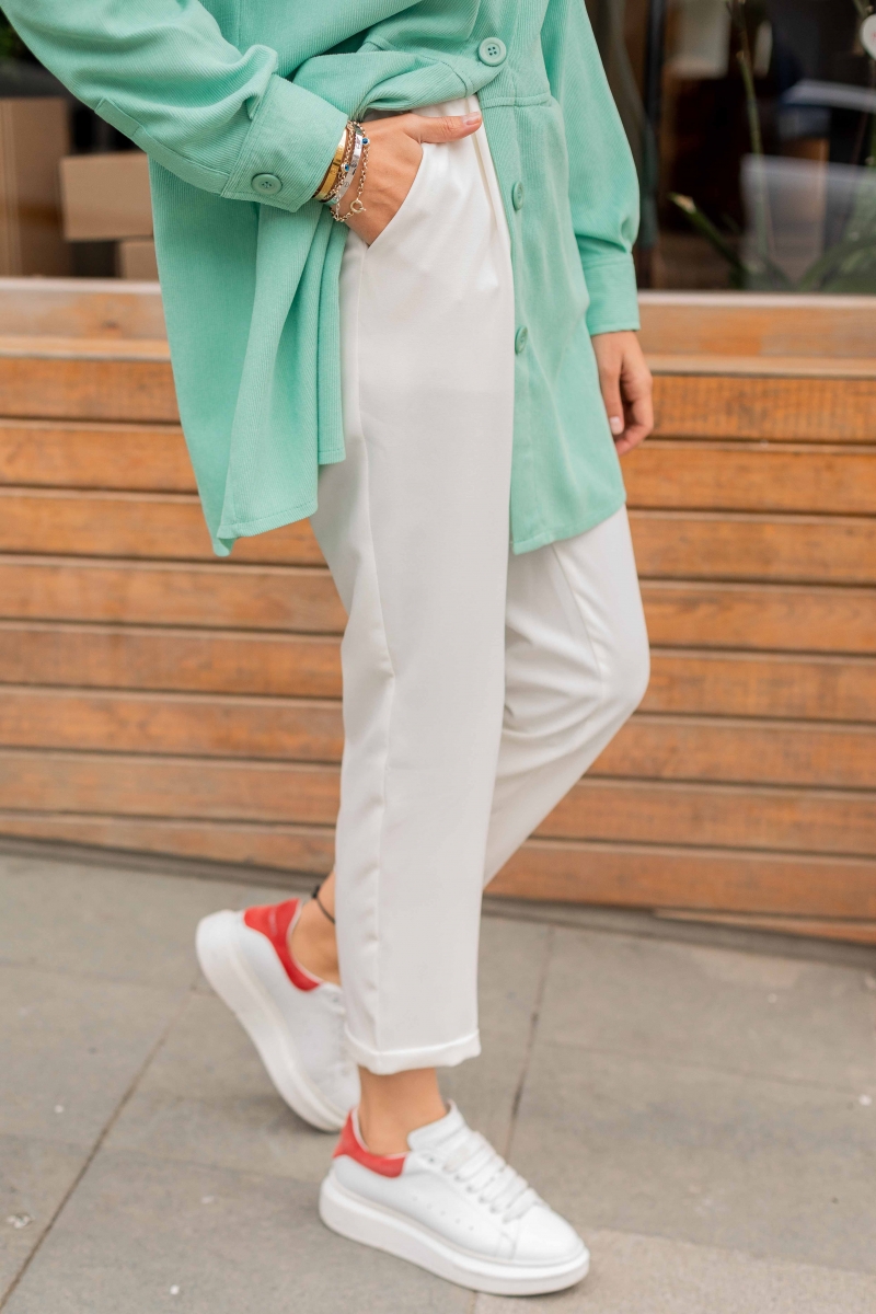 Beyaz Havuç Pantolon