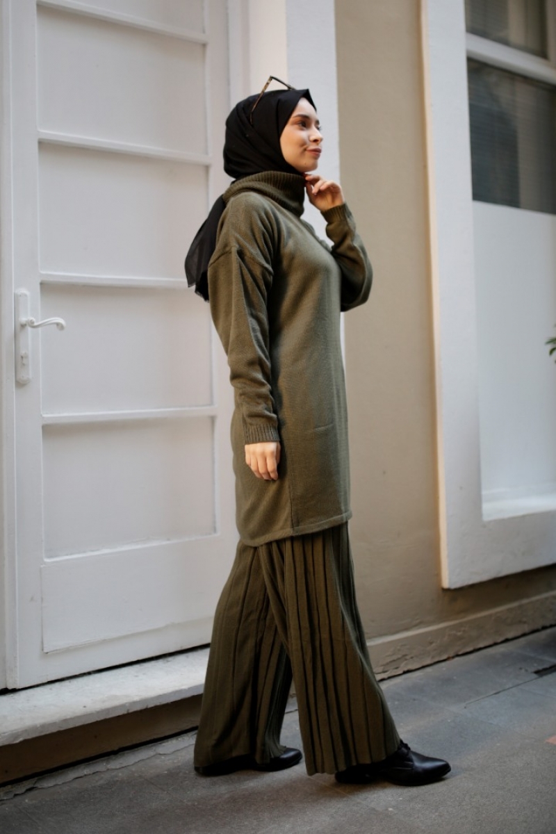 Hazel Haki Triko Takım