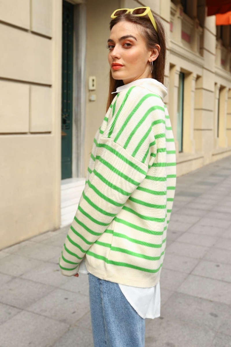 Hiroshi Yeşil Kazak