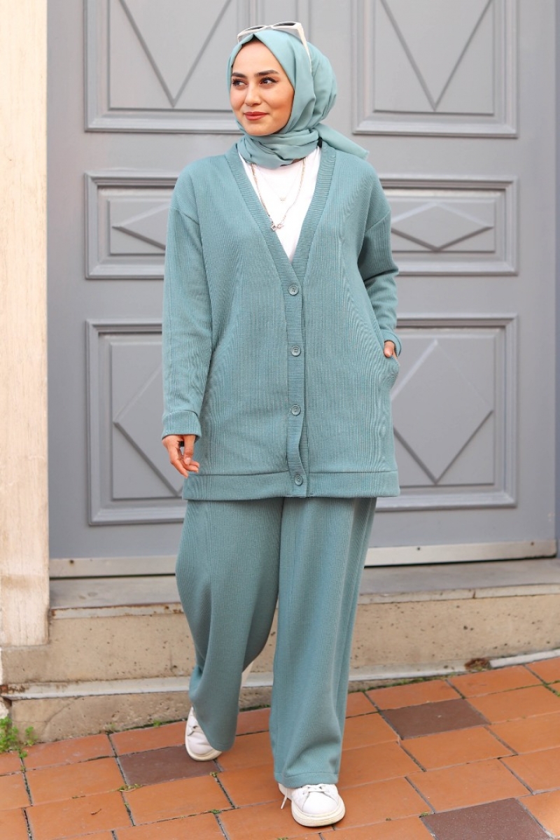 Kostya Mint Yeşili Takım