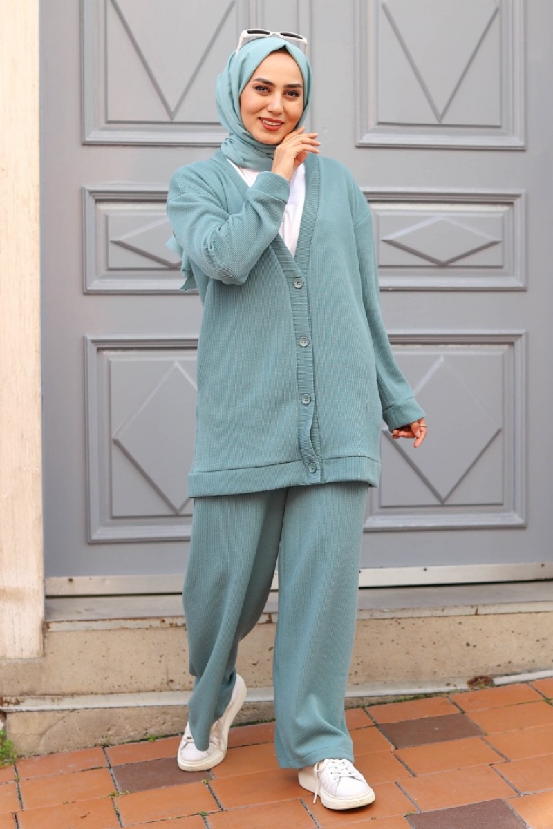 Kostya Mint Yeşili Takım