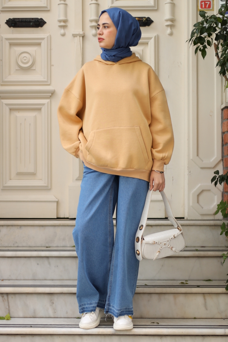 Laora Camel Sweat