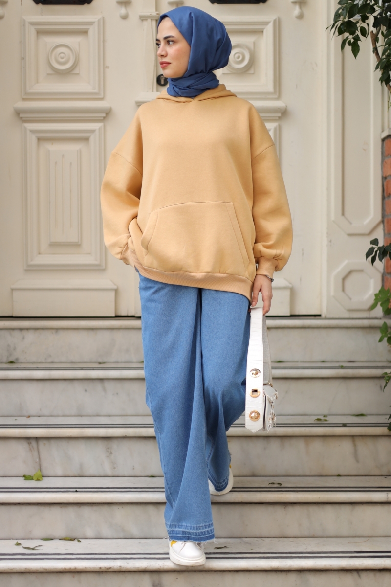 Laora Camel Sweat