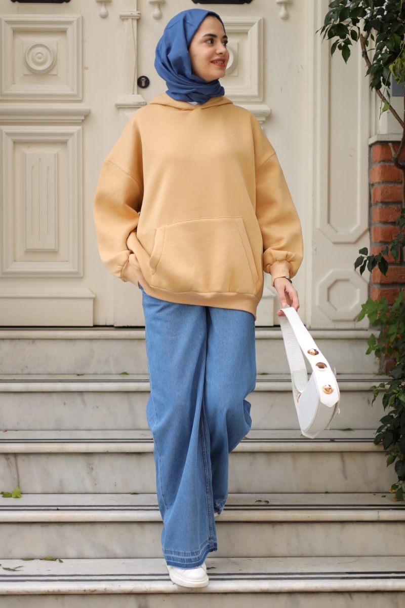 Laora Camel Sweat