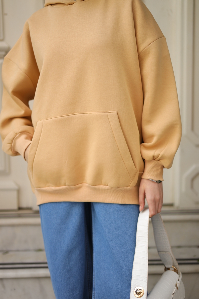 Laora Camel Sweat