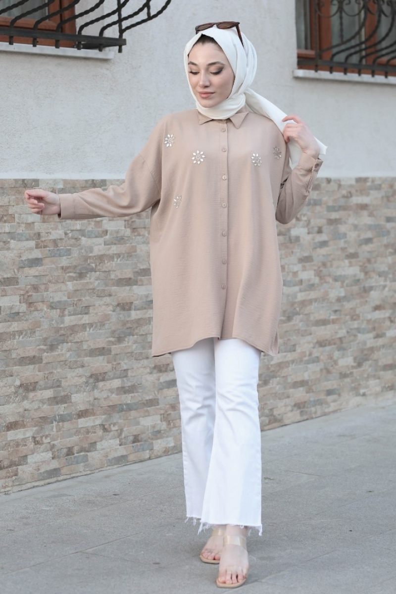 Larina Bej Tunik