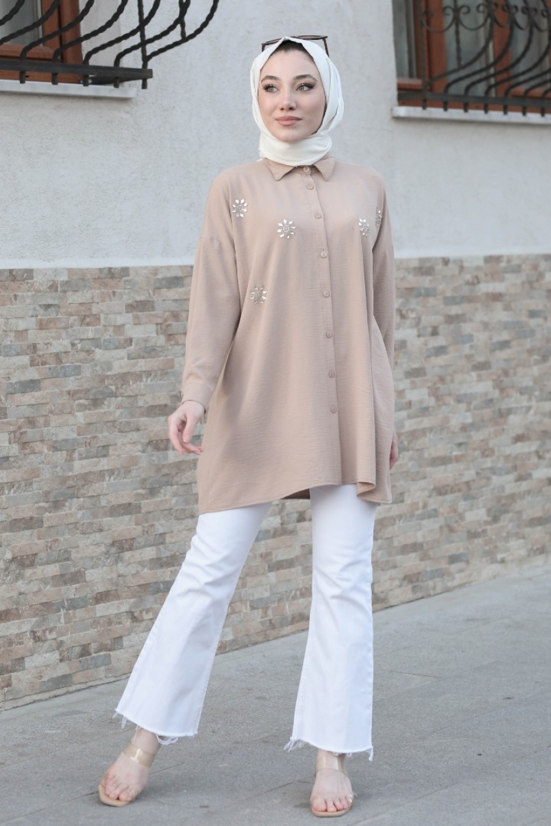Larina Bej Tunik
