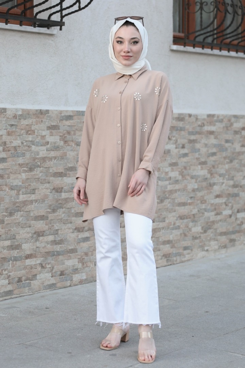 Larina Bej Tunik