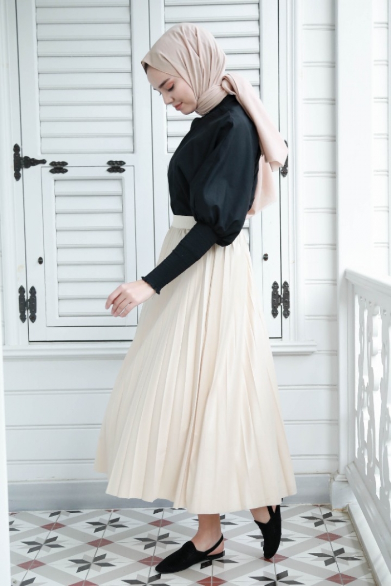 Lavanya Siyah Gömlek