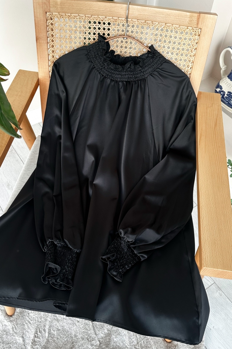 Lesa Siyah Tunik