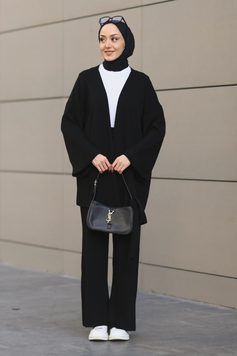 Lia Siyah Takım