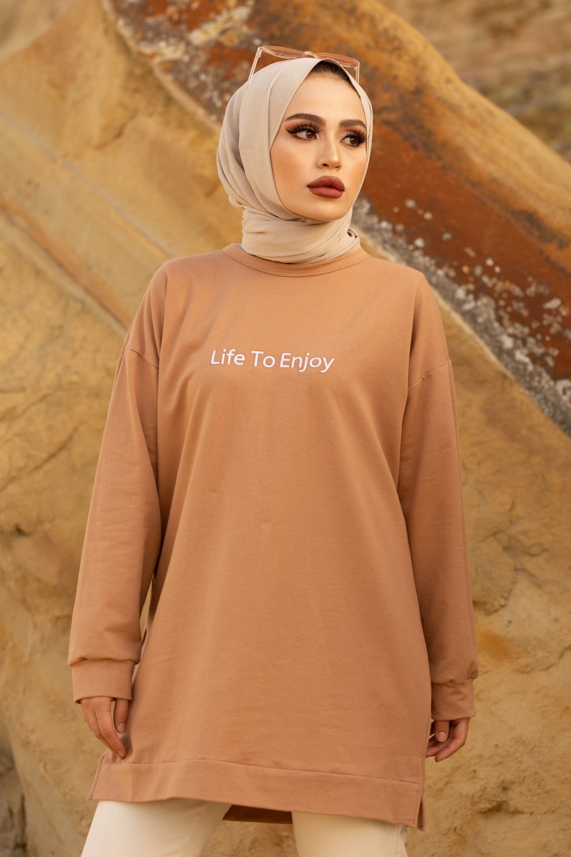 Life Camel Sweat