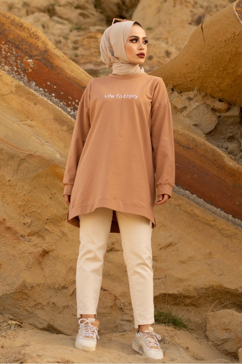 Life Camel Sweat