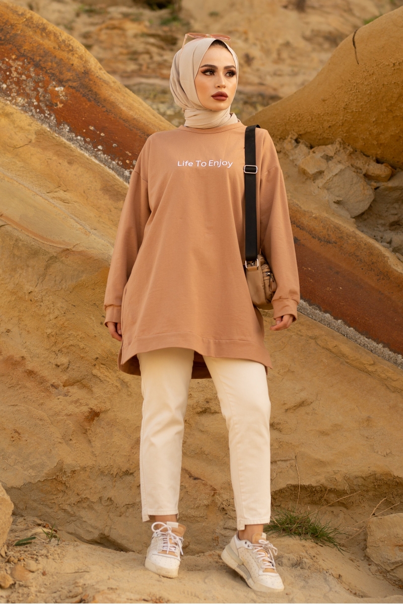 Life Camel Sweat
